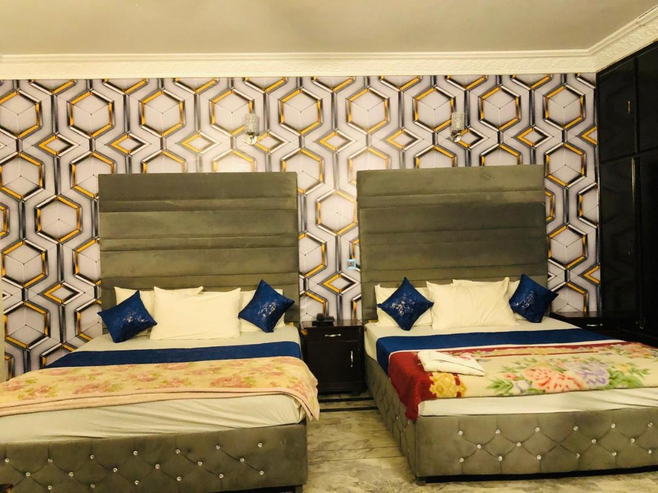 Hotel Royal Grand Lahore Esterno foto