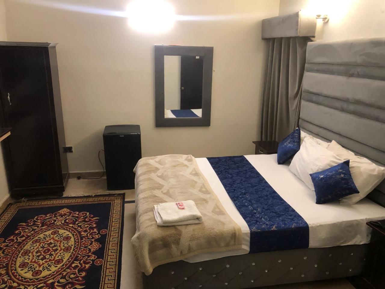 Hotel Royal Grand Lahore Camera foto
